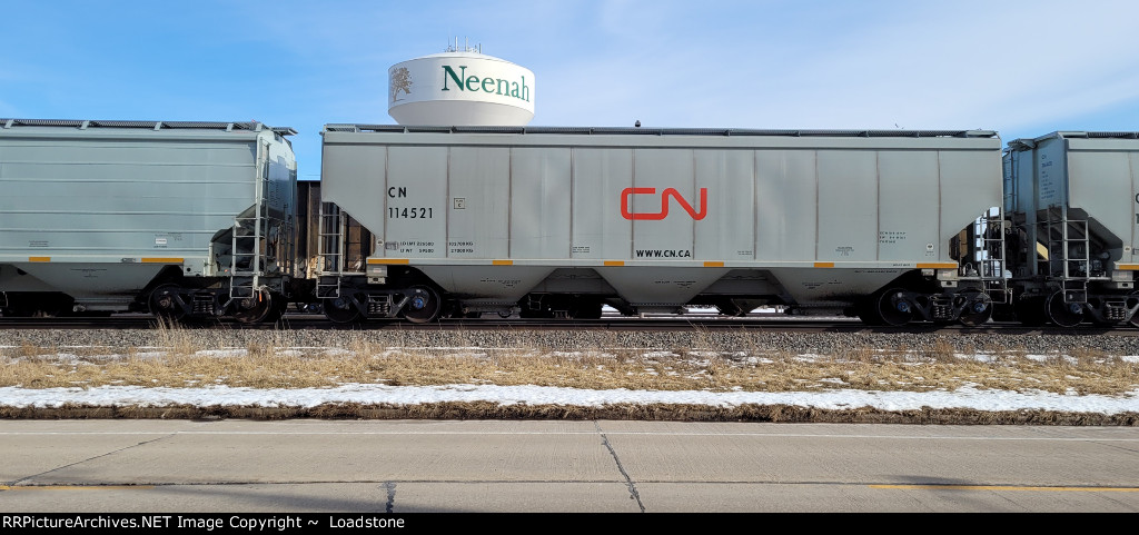 CN 114521